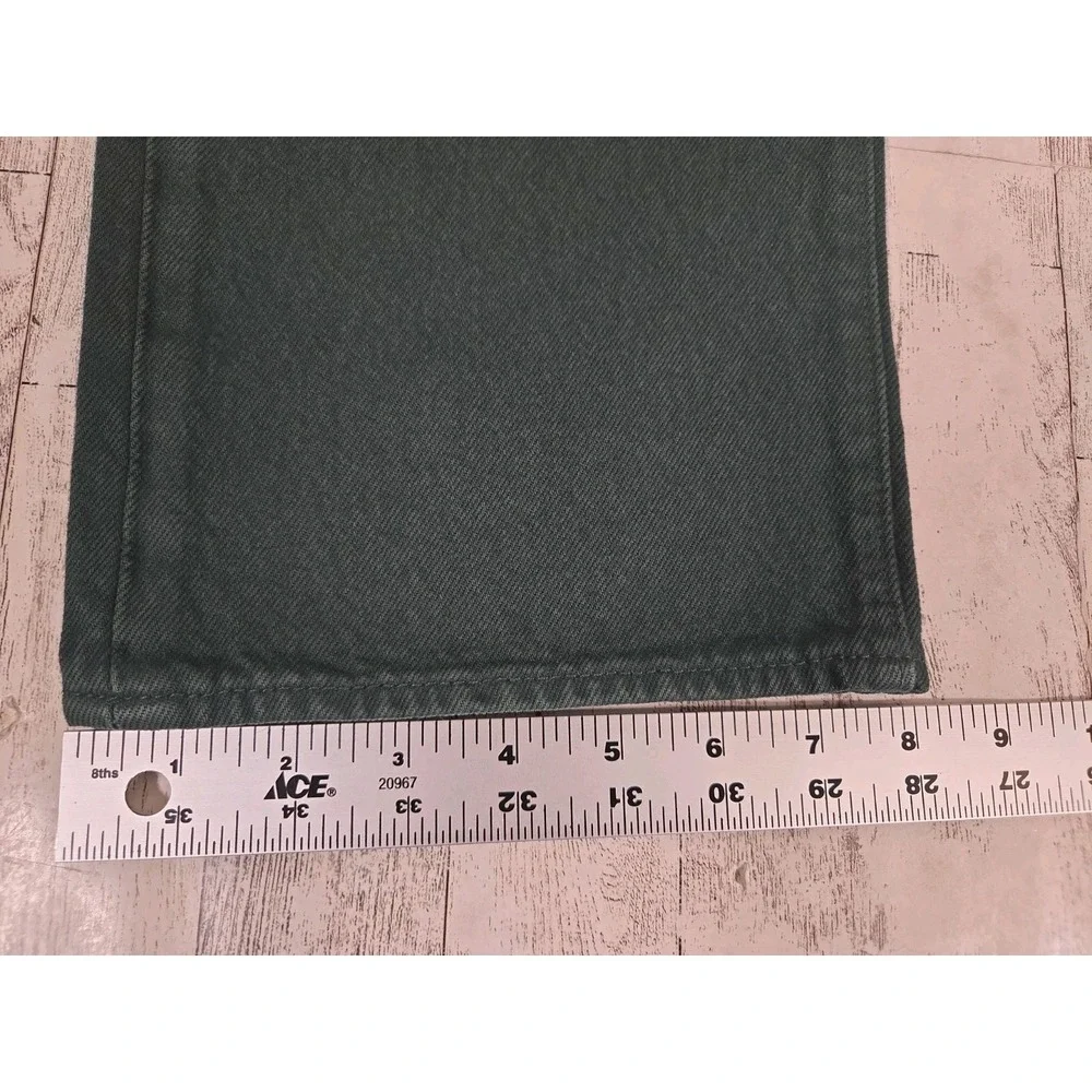 Levi's 501 Mens Jeans 32x32 Sits at Waist Relaxed Thigh Straight Leg GREEN